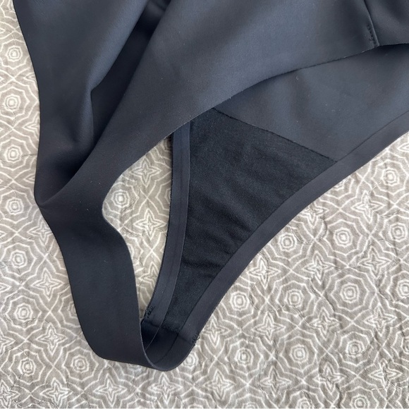 PARADE Black Seamless Cami Thong Bodysuit Size L - Picture 5 of 11